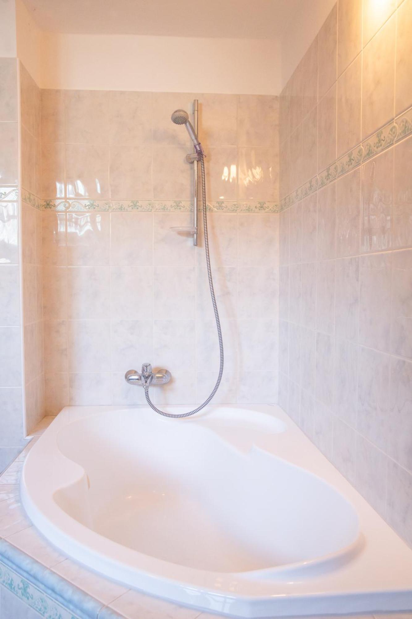 Rezidence Plesivec - Rodinny Apartman S 3 Loznicemi Český Krumlov Kültér fotó