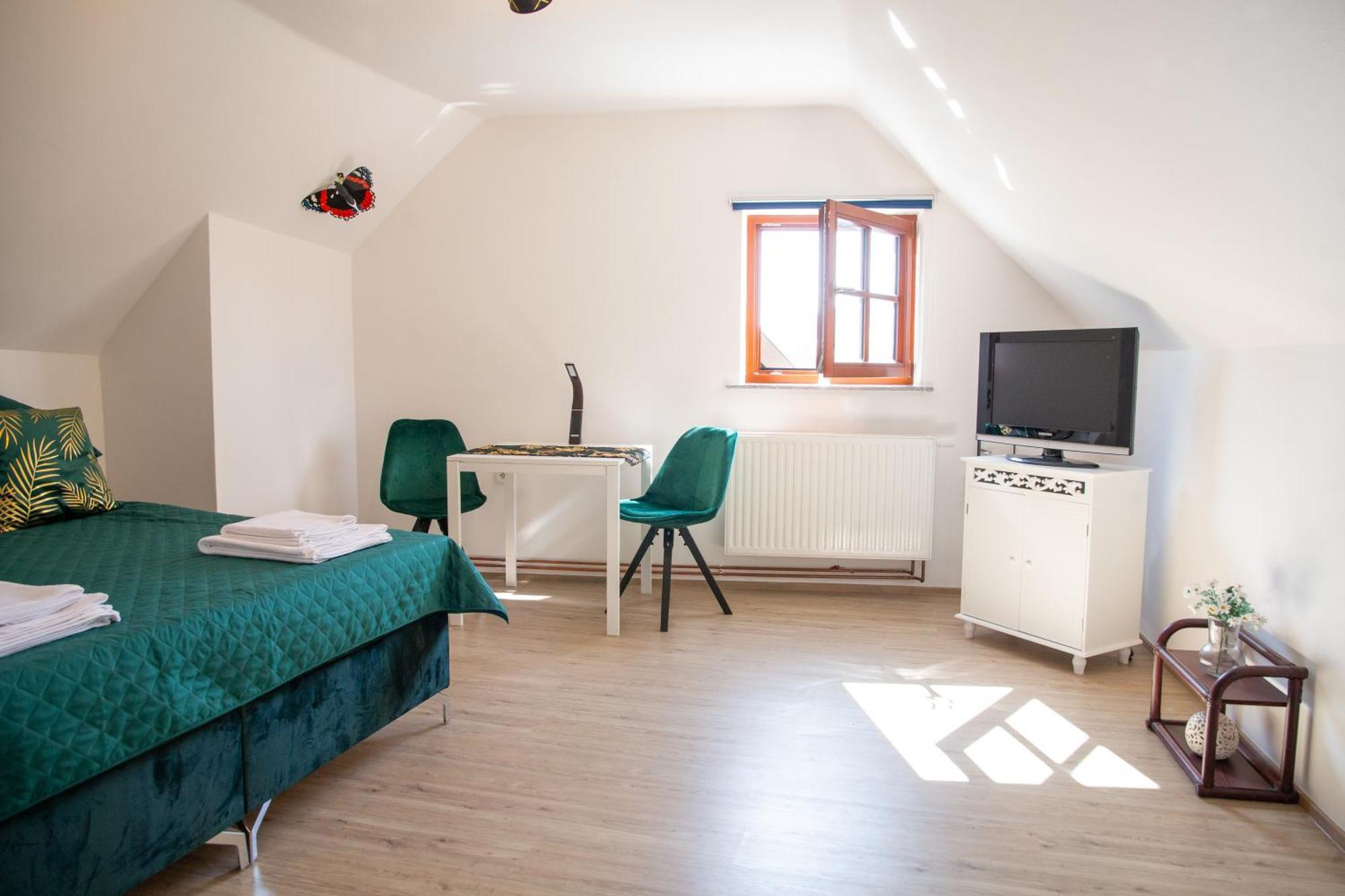 Rezidence Plesivec - Rodinny Apartman S 3 Loznicemi Český Krumlov Kültér fotó