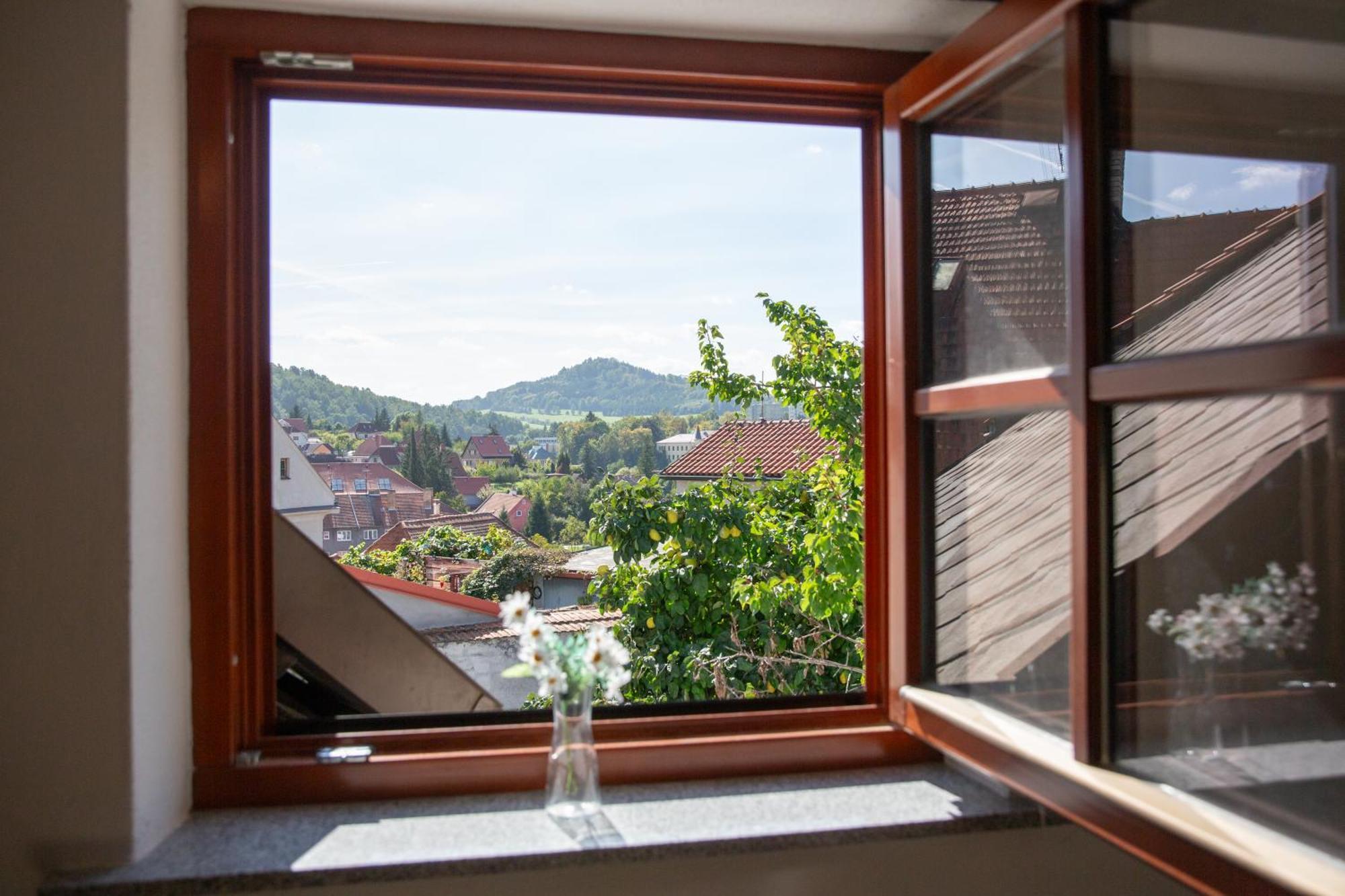 Rezidence Plesivec - Rodinny Apartman S 3 Loznicemi Český Krumlov Kültér fotó